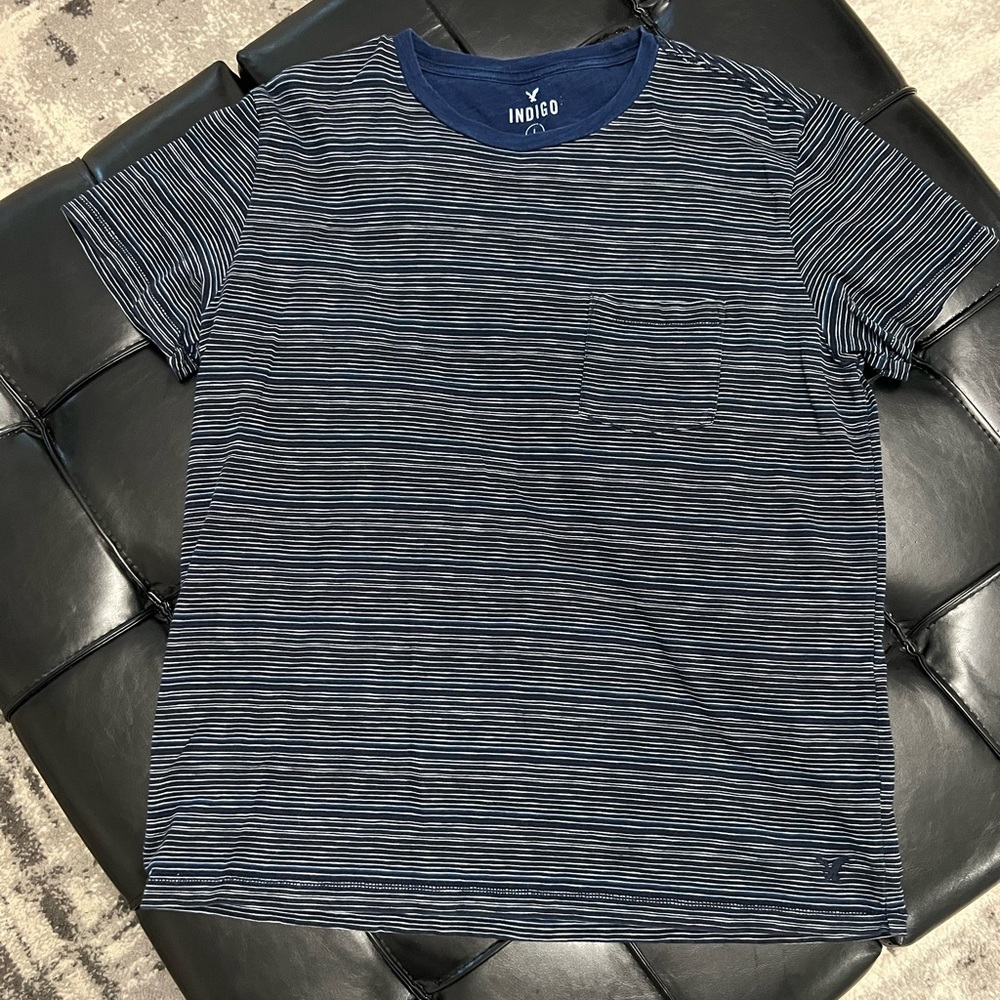 American Eagle T-shirt